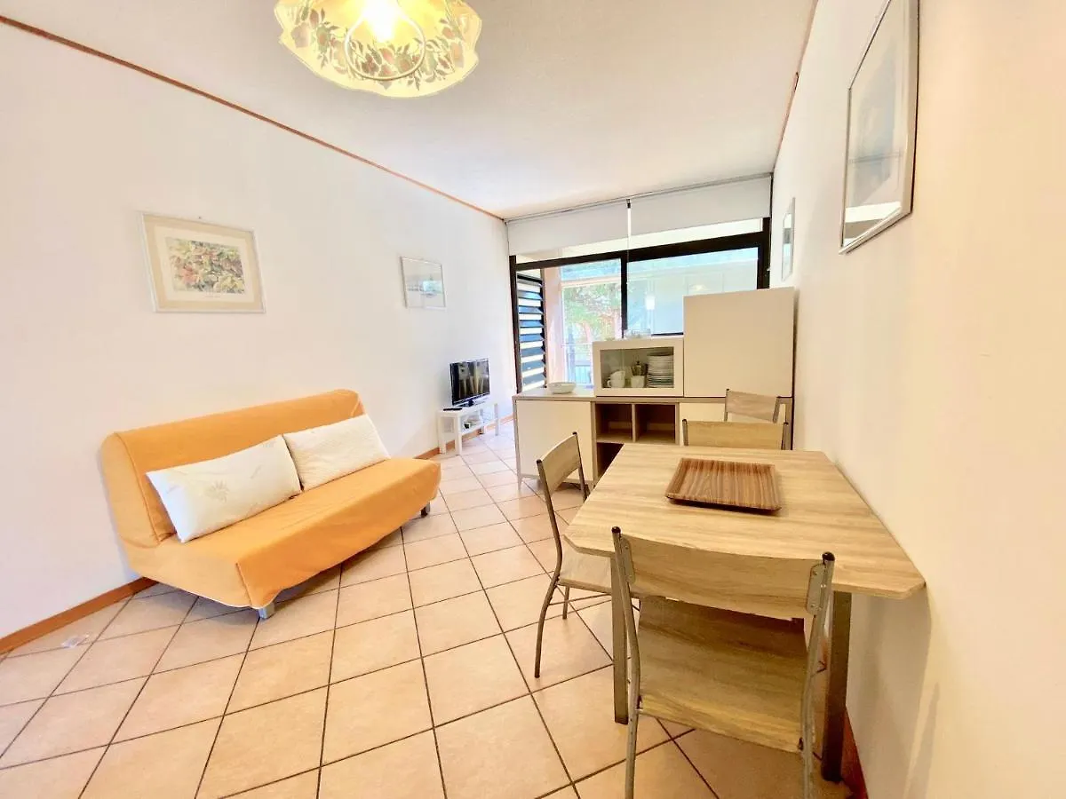 Apartments Via Dei Platani Marina Di Bibbona